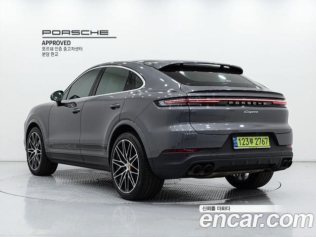 Porsche Cayenne — фото 1