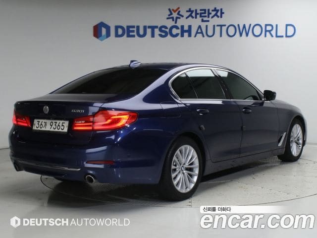 BMW 5 Series — фото 1