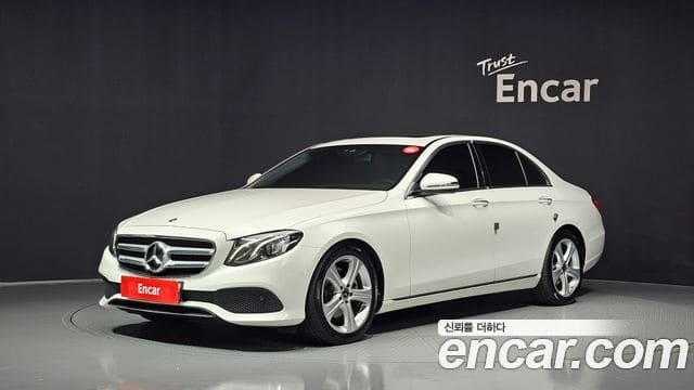 Mercedes-Benz E-Class — фото 1