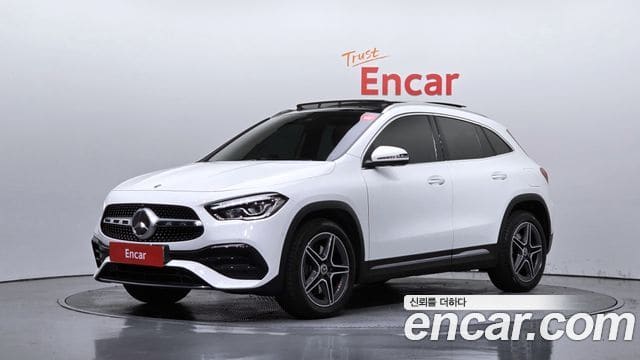 Mercedes-Benz GLA-Class — фото 1