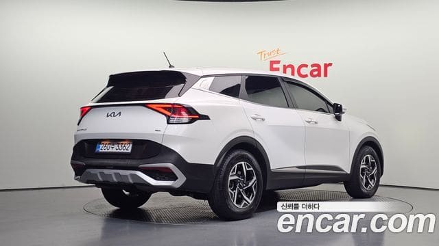 Kia Sportage — фото 1