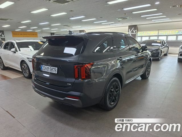 Kia Sorento — фото 1