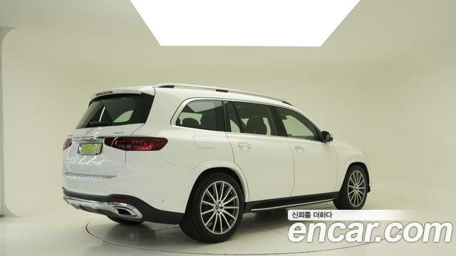 Mercedes-Benz GLS-Class — фото 1