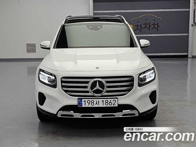 Mercedes-Benz GLB-Class — фото 1
