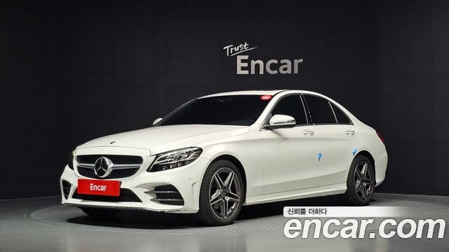 Mercedes-Benz C-Class — фото 1