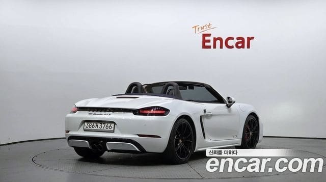 Porsche 718 Boxster — фото 1