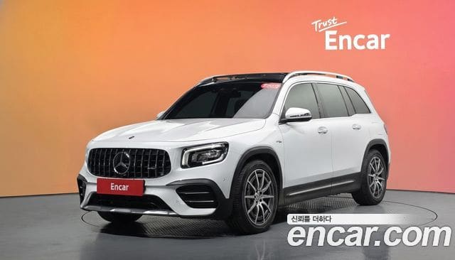 Mercedes-Benz GLB-Class — фото 1