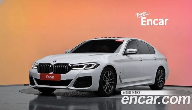 BMW 5 Series — фото 1