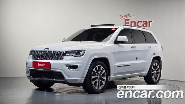 Jeep Grand Cherokee — фото 1