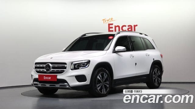 Mercedes-Benz GLB-Class — фото 1