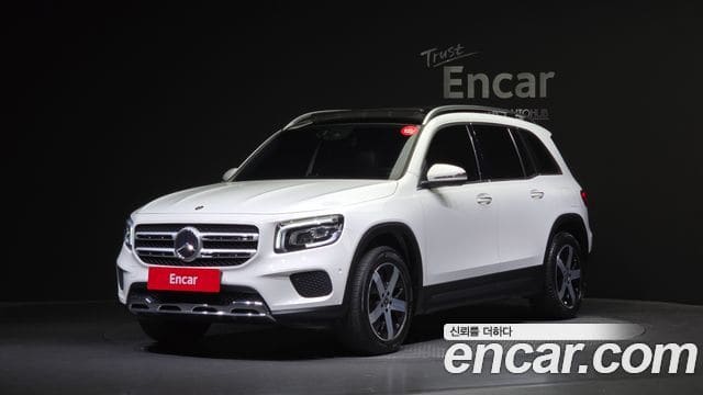 Mercedes-Benz GLB-Class — фото 1