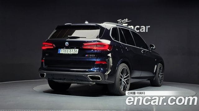 BMW X5 — фото 1