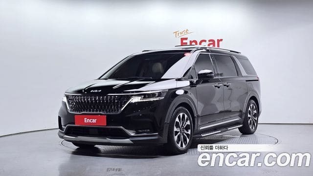 Kia Carnival — фото 1