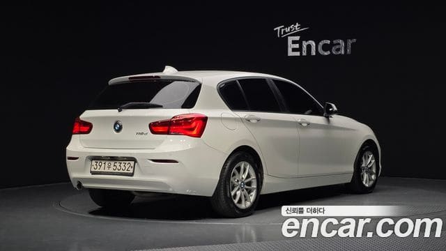 BMW 1 Series — фото 1