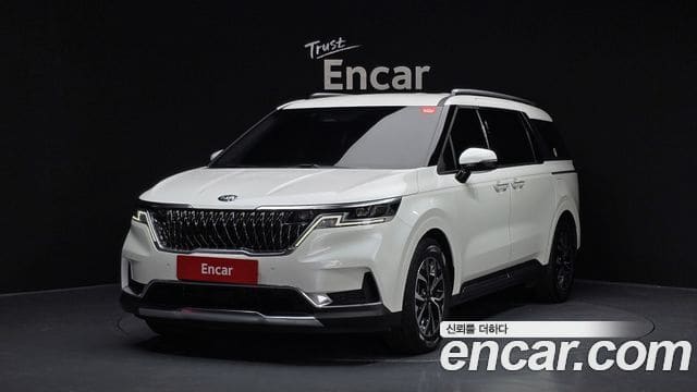 Kia Carnival — фото 1