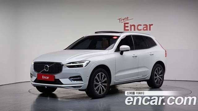 Volvo XC60 — фото 1