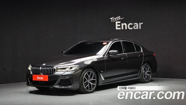 BMW 5 Series — фото 1