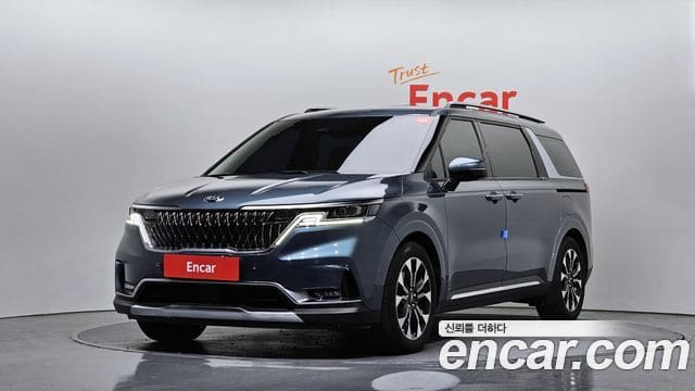 Kia Carnival — фото 1