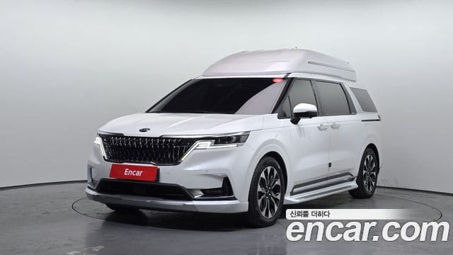 Kia Carnival — фото 1