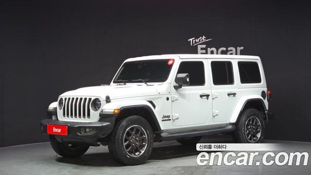 Jeep Wrangler — фото 1