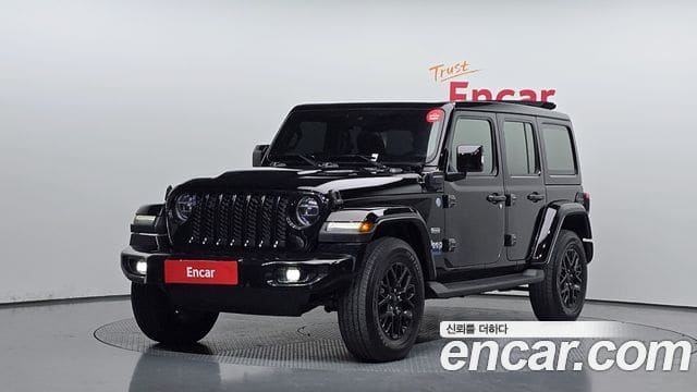 Jeep Wrangler — фото 1