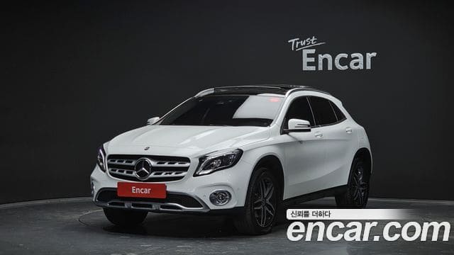 Mercedes-Benz GLA-Class — фото 1