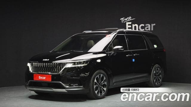 Kia Carnival — фото 1