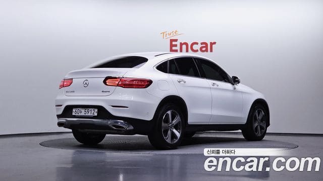 Mercedes-Benz GLC-Class — фото 1