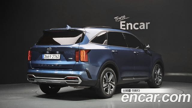 Kia Sorento — фото 1