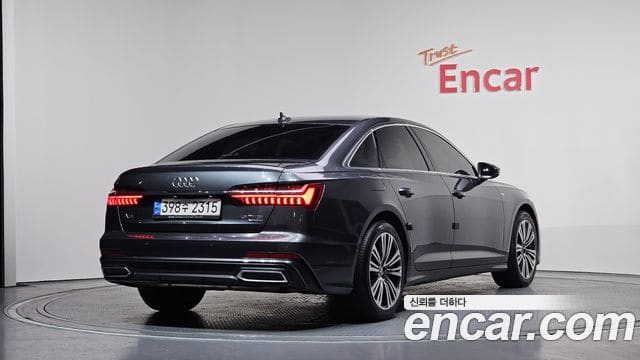 Audi A6 — фото 1