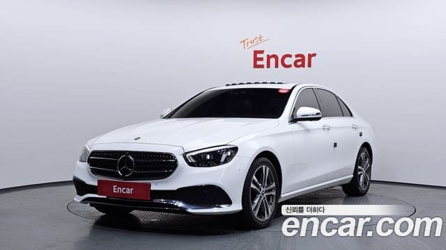 Mercedes-Benz E-Class — фото 1