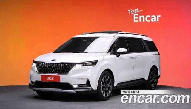 Kia Carnival — фото 1