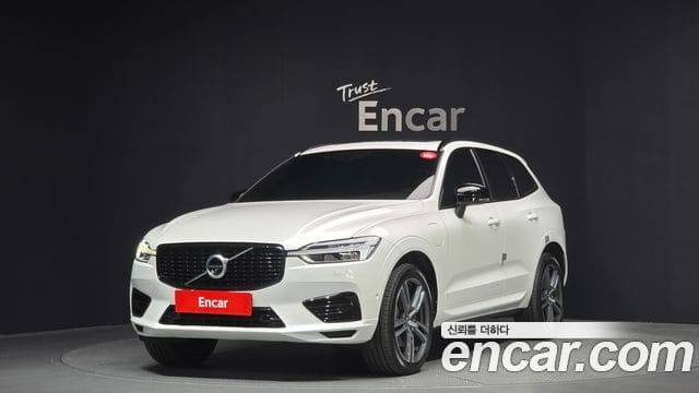 Volvo XC60 — фото 1