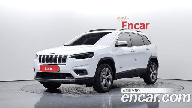 Jeep Cherokee — фото 1