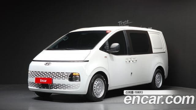 Hyundai Staria — фото 1