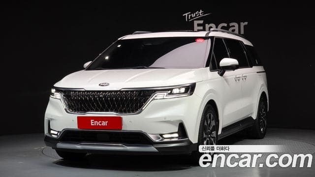 Kia Carnival — фото 1
