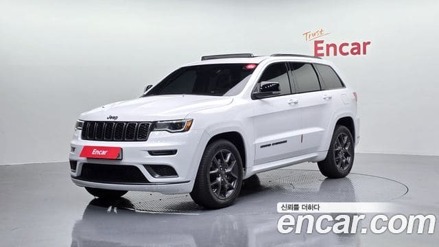 Jeep Grand Cherokee — фото 1