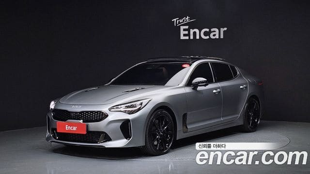Kia Stinger — фото 1