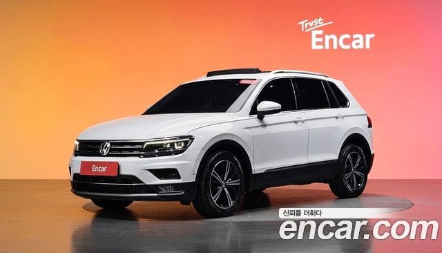 Volkswagen Tiguan — фото 1