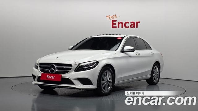 Mercedes-Benz C-Class — фото 1