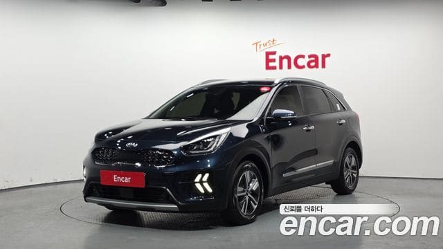 Kia Niro — фото 1