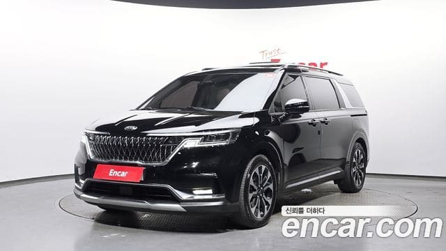 Kia Carnival — фото 1
