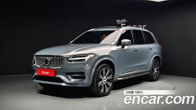 Volvo XC90 — фото 1