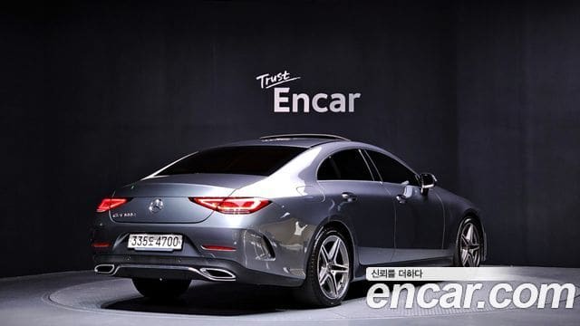 Mercedes-Benz CLS-Class — фото 1