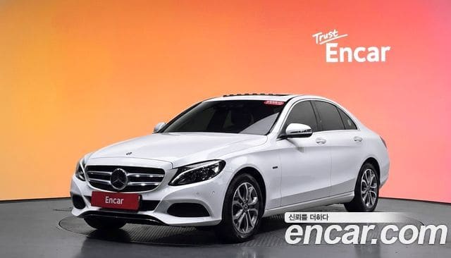 Mercedes-Benz C-Class — фото 1