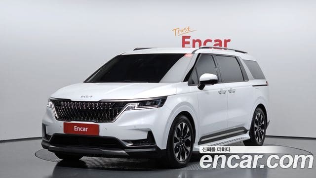 Kia Carnival — фото 1