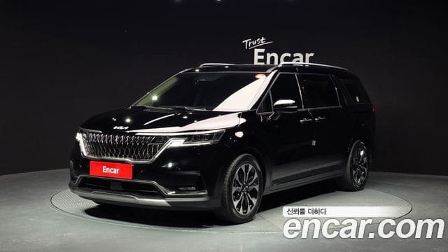 Kia Carnival — фото 1