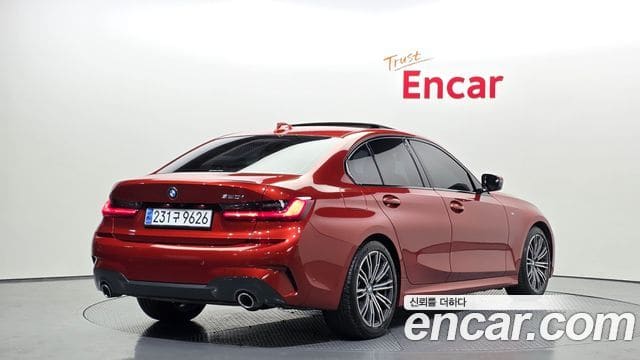 BMW 3 Series — фото 1