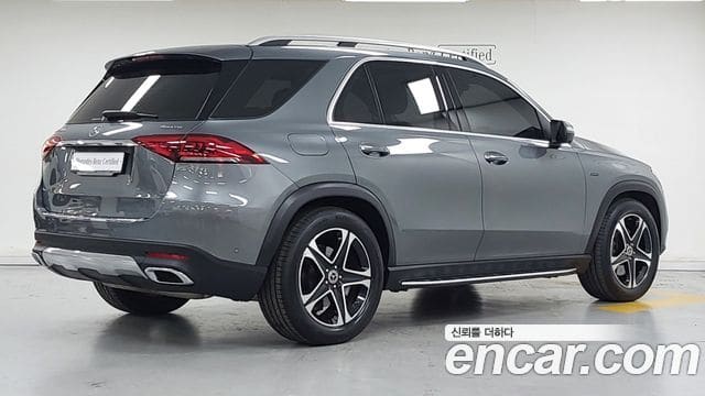 Mercedes-Benz GLE-Class — фото 1