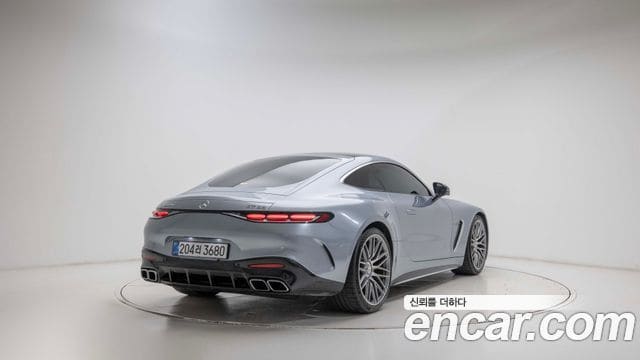 Mercedes-Benz AMG GT — фото 1